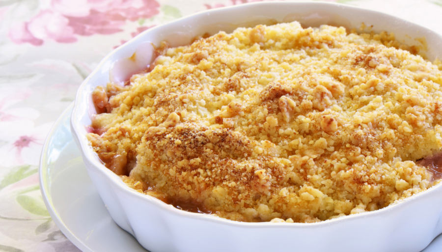Rhubarb and Ginger Crumble